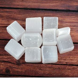 Selenite square tumble